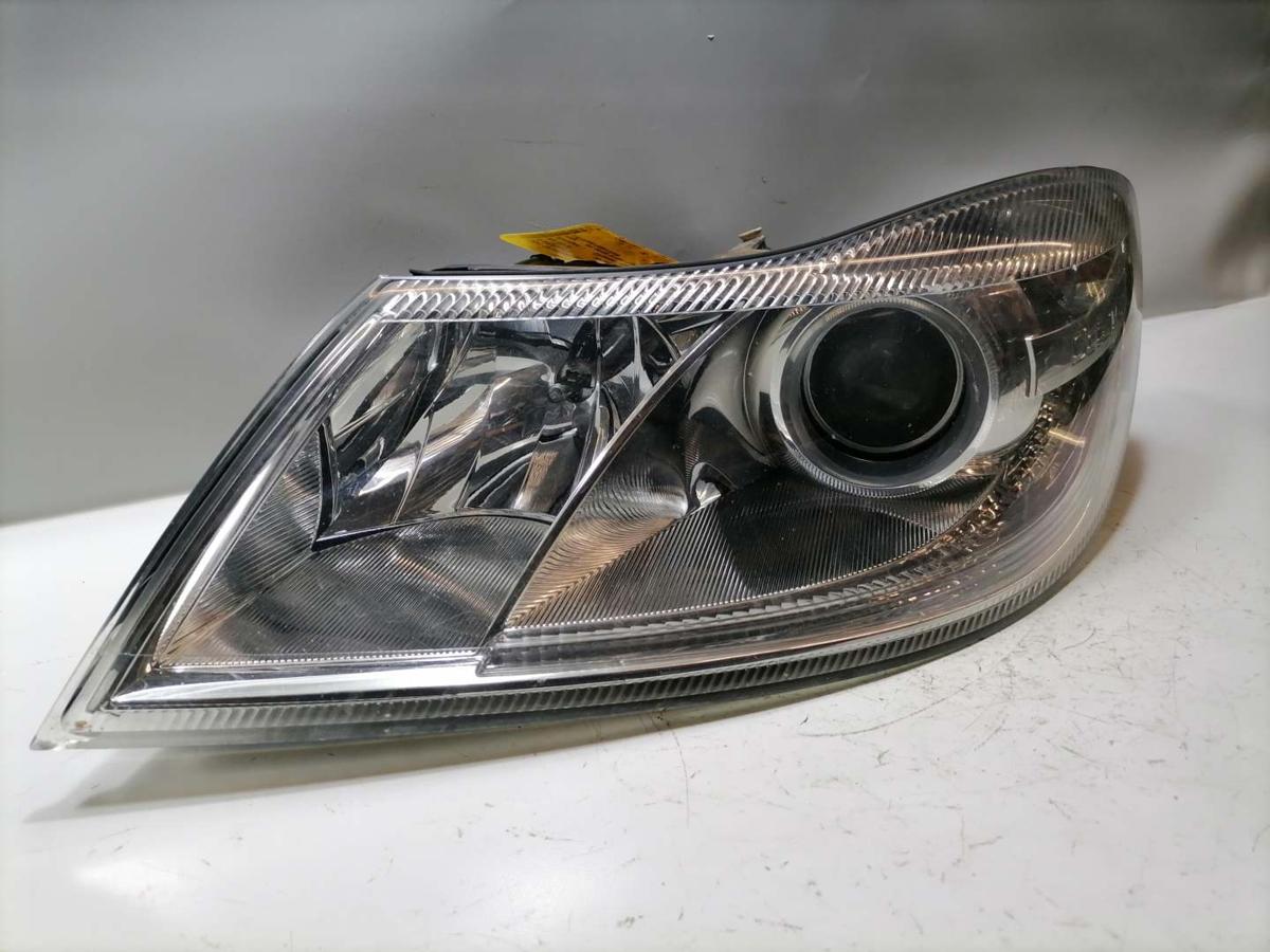 Skoda Octavia 2 1Z BJ12 original Scheinwerfer links 1Z1941015F Facelift